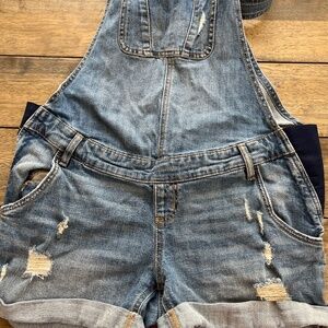 Indigo Maternity short overalls